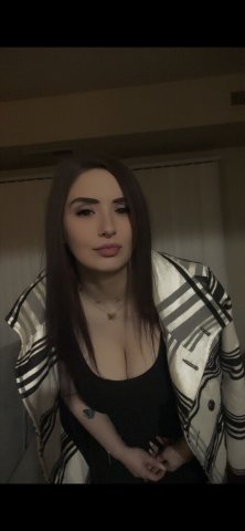 Cleveland, Ohio Female Escort — Full-Body Massage + Content Options - 1