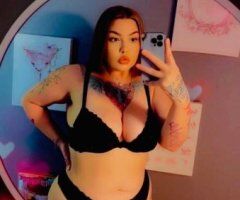 Palmdale/Lancaster CA Female Escort — Text-only fun sessions - Image 2