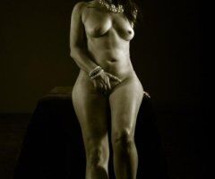 Ava — Mature Female Escort in Las Vegas (Incall & Outcall) - Image 4