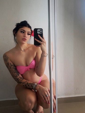 Palmdale/Lancaster CA Female Escort — Incall/Outcall & Facetime/Video - 1