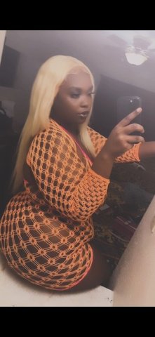 San Diego Thick & Curvy Female Escort — Party Favors, In-Call/Out-Call - 1