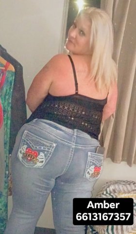 Santa Barbara Milfy Escort — Dinner Dates, GFE & Overnights - 1