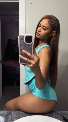 Pensacola Blonde Female Escort — Petite, “tight” experience - 1