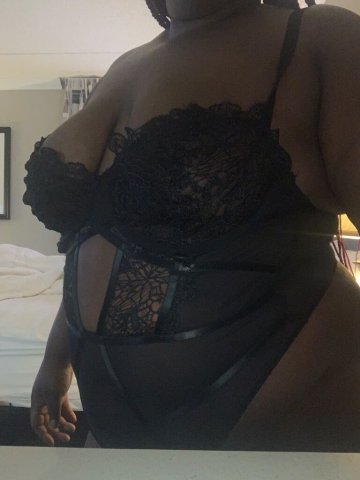 Syracuse BBW Juicy Female Escort — Discreet BJ & Hand/Foot/“Daddy” Style Play - 1