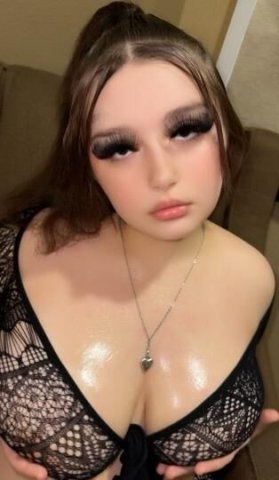 New Haven Thicc Curvy Snowbunny (Just Visiting) - 1