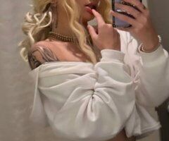 Fort Myers Female Escort — discreet 21 - Image 5