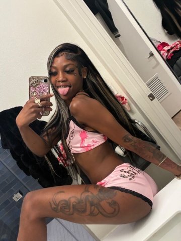Petite Escort — Private Incall Residence & Facetime (Mobile) - 1