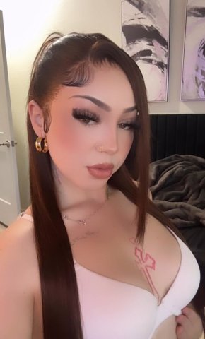 Slim Thicc White Girl  — Full Service (Incall & Outcall) - 1