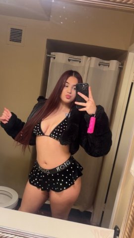 Kay (19) — White 5'2 Curvy Female Escort in Orange County (CA) for Fetish Requests - 1
