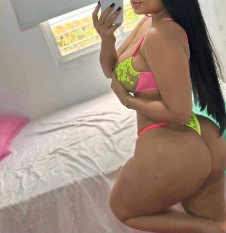 VIP Latina Hermosa Full Experience — Incall - 1