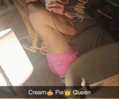 Hanna • 5'5" 115 — Peoria IL Female Escort (GFE, Incall & Outcall) - Image 5
