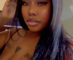 Curvy “Head Doc / Greek Goddess” escort in Fayetteville, AR - Image 2