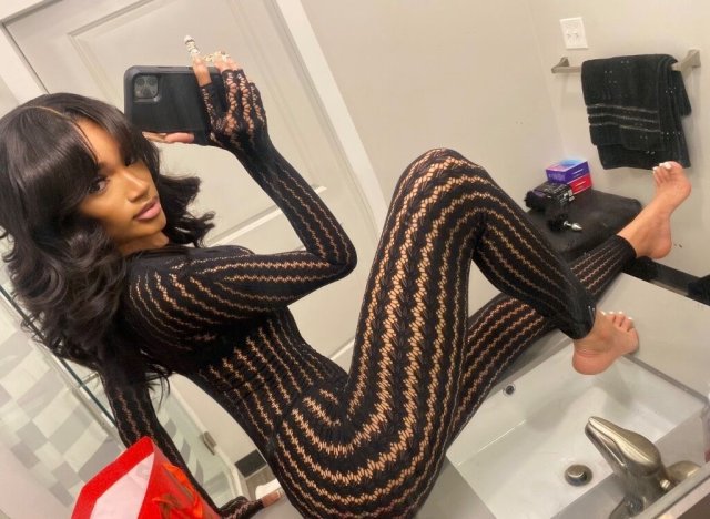 Cleveland Female Escort — Slim Model Figure - 1