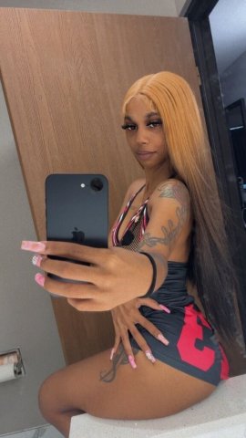 Meetup with a Female Escort in Montgomery, Alabama - 1