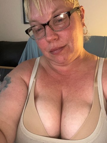 Buffalo Female Escort — BJ Special (Incalls until 8pm) - 1