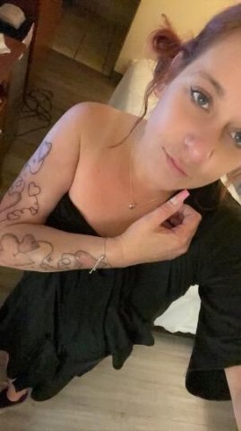 Knoxville Female Escort — Incall Only (Head Specials) - 1