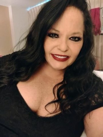 Evansville Female Escort — Blo and Go $70 (teeth in or out) - 1