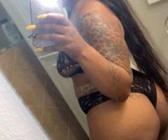 Lincoln escorts - Lincoln NE Throat Service Escort — Party Sessions
