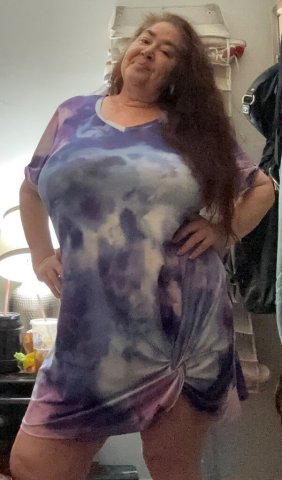 Mature Woman (MILF) — Elegant Outcalls & In-Calls Only Tonight (Fetish Friendly, Video Verification) - 1