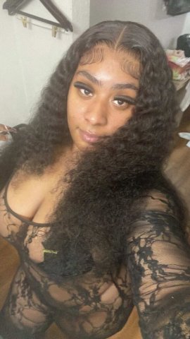 Thicc light-skinned Cum Unwind date with therapeutic massage - 1