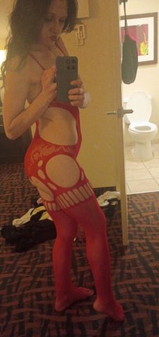 Wichita, Kansas Female Escort — GFE, discreet massage, dinner dates - 1