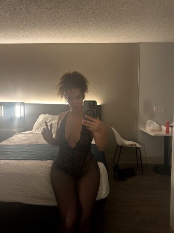 Portland OR Babe (Out Call & CD Only) - 1