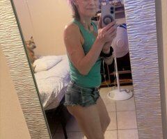 Tampa escorts - Brandon Area Birthday Special In-Call Female Escort (No Bare/No Anal)