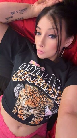 Nina After Dark — Turkish-leaning escort for outcalls, car dates & hotel rides - 1
