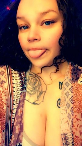 South Jersey Thick Mama Female Escort — Wet & Tight Adult Services - 1