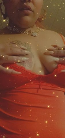 North Jersey Spanish BBW Escort — Video Play & 2-Girl Special - 1