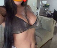Morena ardiente, apretadita—recién llegada - Image 8
