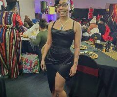 Charlottesville escorts - Charlottesville VA Female Escort — Slim Thick 5'3