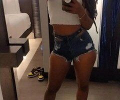 Charlottesville VA Female Escort — Slim Thick 5'3 - Image 3