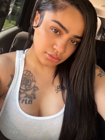 Detroit Escorts — Ari Is Back in Town (22) - 1