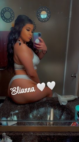 Houston Female Escort — Incall or Outcall (Clute, Freeport, Lake Jackson, Angleton, Oyster Creek area) - 1