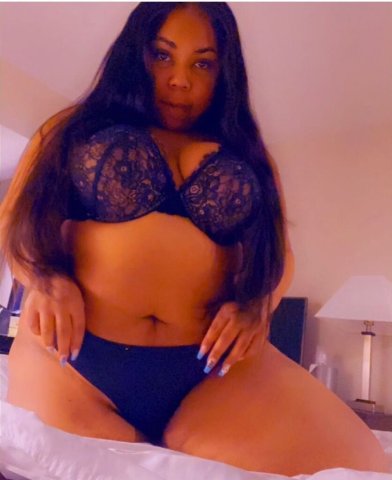 Frederick, MD Ebony Escort — Thick, curvy big round plumped ass - 1