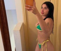 Salt Lake City Female Escort — Latina disponible hoy con amiga (trío) - Image 3