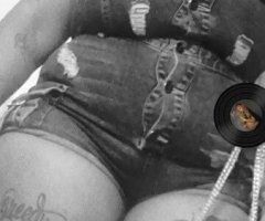Fort Worth, Texas Female Escort — discreet grown-vibe dates - Image 2