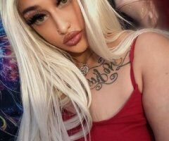 Exotic Italian Goddess — Golden Shower Package, Videos, & Discreet 1-Hour Pops Deal - Image 3