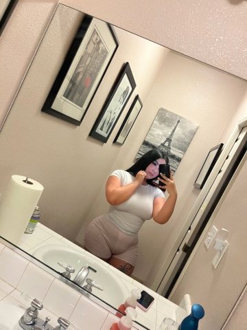 Orange County Female Escort — Soft, feminine vibe & FT verification - 1