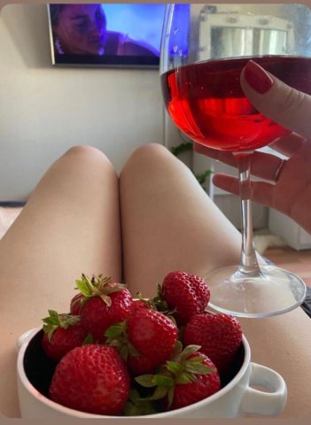 Odessa TX Female Escort — Outcall Available - 1
