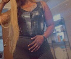 Coco, 28 — female escort with dinner/lunch, overnights, and massage + jacuzzi special - Image 5