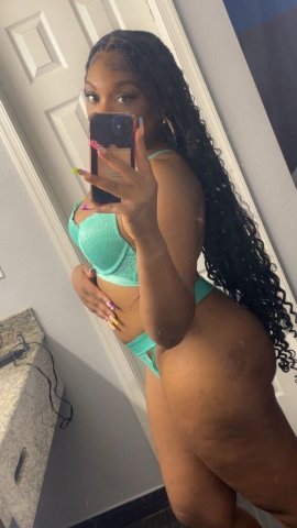 Hampton, Virginia Cum Play Escort — New In Town - 1
