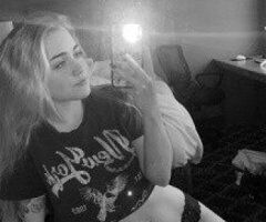 Female Escort in Pueblo, CO — Incall, Outcall & CarPlay - Image 2