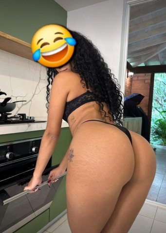 Baltimore Female Escort — Afro-Latina Roleplay & FWB - 1