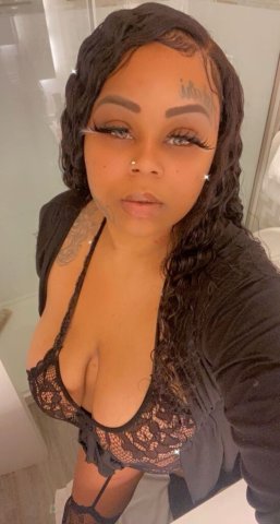 Starr — Hazel-Eyed Throat Goat 3 Hole Special + 2-Girl Anal Queen - 1