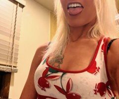 Buffalo escorts - Buffalo, NY Tanned Blonde Bombshell Female Escort — Video Verification Only