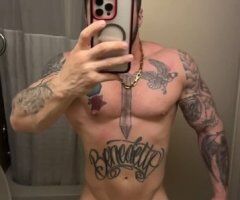 HOT ALPHA MALE READY FOR YOUR SERVICE! - Image 5