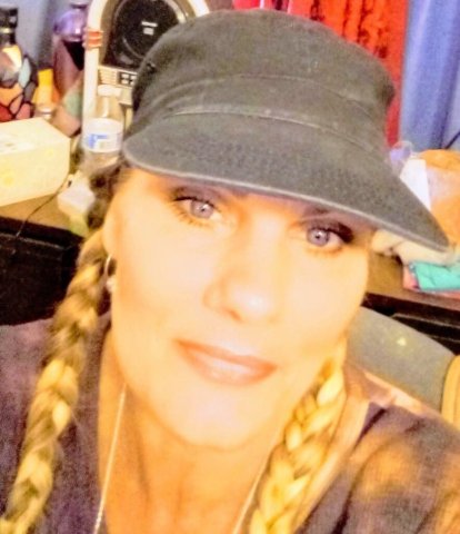 Simone (MILF) — Tucson Travel Escort - 1