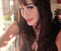 Phoenix escorts - Jewels — Phoenix Female Escort (Full Service: Massage & Nuru) — Friday Specials